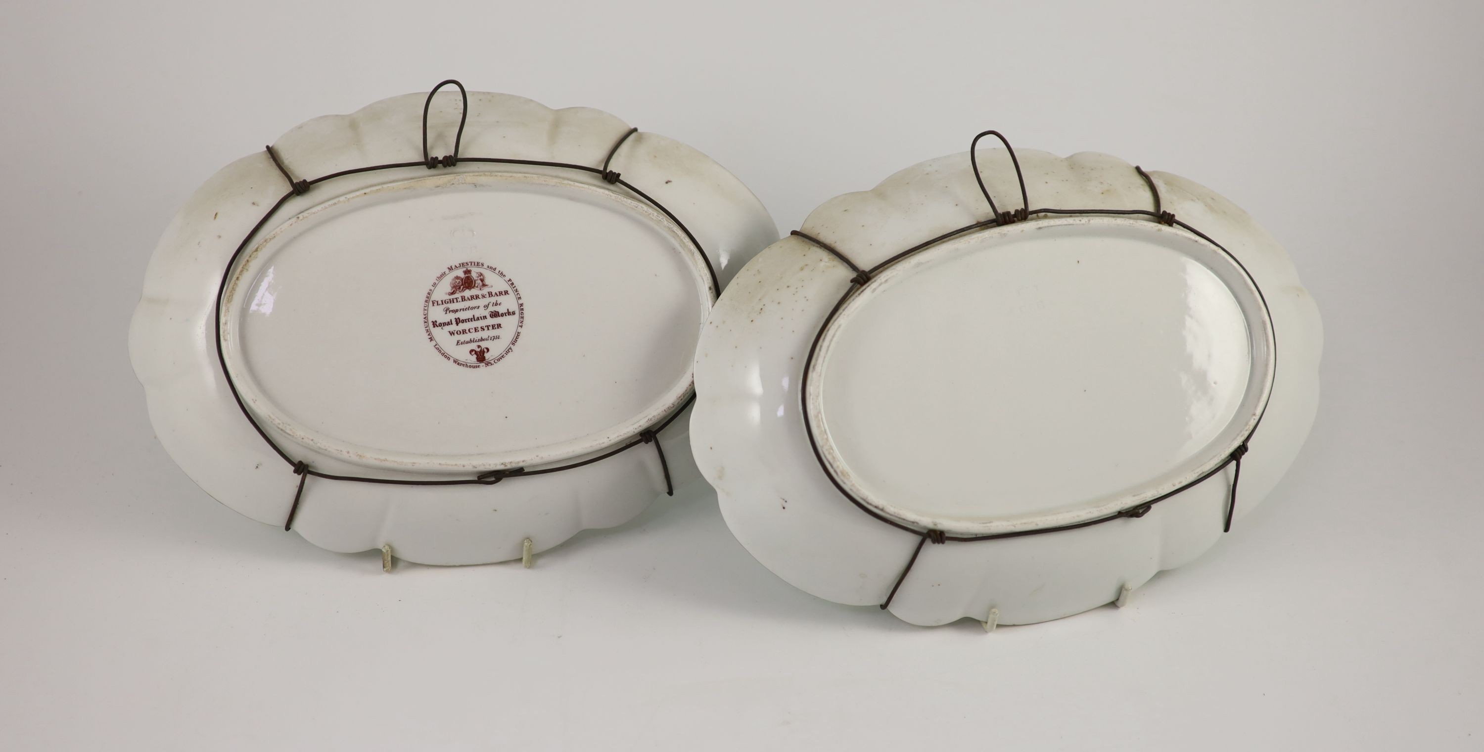 A pair of Flight, Barr & Barr Worcester oval dishes, c.1815, 28cm wide, rim chips